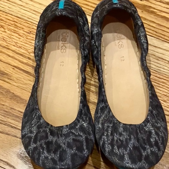 Black Leopard Limited Edition Tieks Size 12 New in Box - Picture 11 of 13